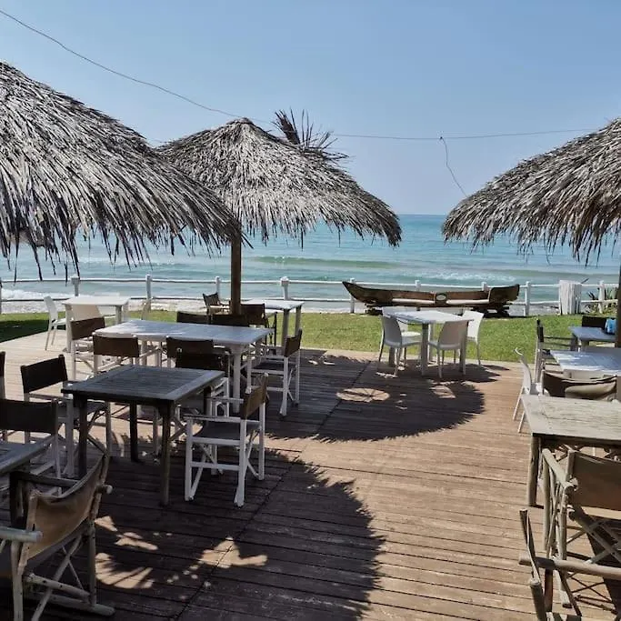 Вилла Villatale With Private Swimming Pool. Within Walking Distance Of The Beach. Поццалло